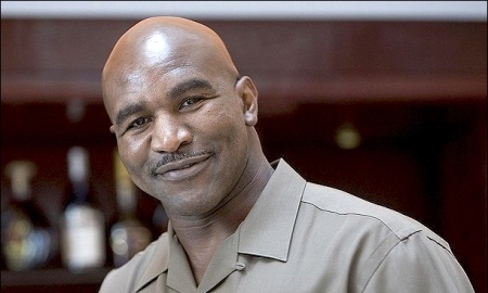 Холифилд предсказал, как будут развиваться события в реванше Головкин — Альварес