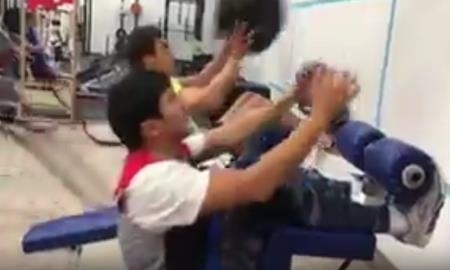 Джукембаев и Хусаинов продолжают подготовку к предстоящим боям в Канаде