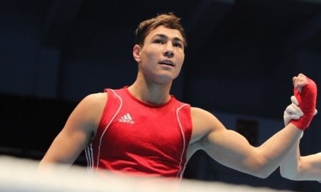 19-летний казахстанский чемпион мира переходит на профи-ринг