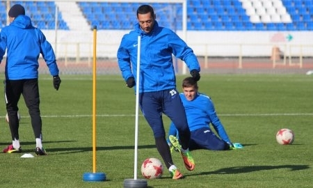 Есимов пропустил тренировку «Иртыша» из-за болезни