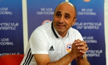 Наставник сборной Армении считает, что его команда не заслужила победу над Казахстаном