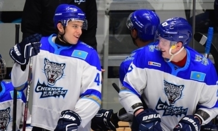 Букмекеры уверены в победе «Снежных Барсов» в игре МХЛ со «Спутником»