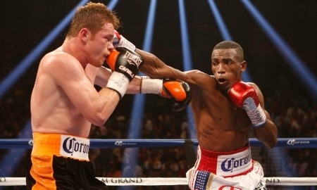 СМИ считают, что Лара больше хочет отомстить «Канело», чем подраться с Головкиным