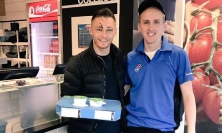 Сопернику Жакиянова не терпится съесть пиццу после их боя