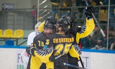 «Сарыарка» обыграла «Торос» в матче ВХЛ