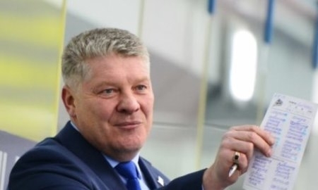 Юрий Михайлис: «Благодаря нашему вратарю и обороне выстояли»