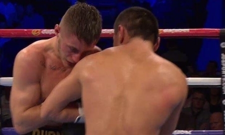 Известный специалист насчитал победу Жакиянова над Барнеттом