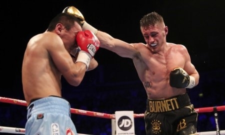 Барнетт половину боя дрался с Жакияновым с травмой?