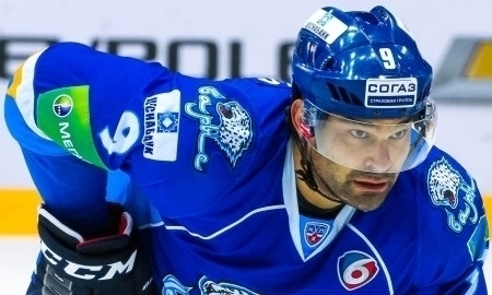 Капитан «Барыса» — лучший нападающий девятой недели КХЛ