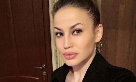 Стала известна дата дебюта казахстанской Джоли на профи-ринге