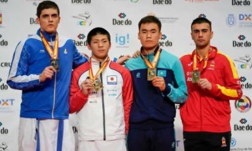 Казахстанские каратисты завоевали три медали на чемпионате мира среди юниров и кадетов на Канарах
