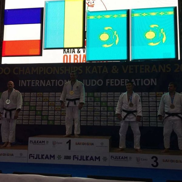 Казахстанские дзюдоисты завоевали четыре медали чемпионата мира среди ветеранов
