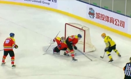 Видеообзор матча ВХЛ «Ценг Тоу» — «Сарыарка» 2:4