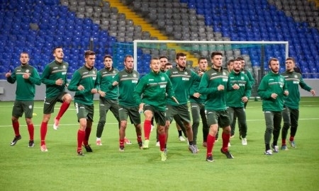 Фоторепортаж с тренировки молодежной сборой Болгарии перед матчем с Казахстаном