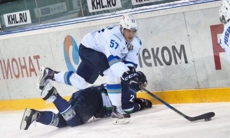 Фото с матча КХЛ «Югра» — «Барыс» 2:5