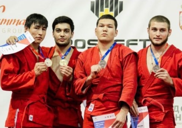 Казахстанец выиграл бронзовую медаль молодежного чемпионата мира по самбо