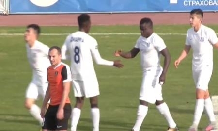 Видео гола Зайнутдинова матча Премьер-Лиги «Тараз» — «Шахтер»