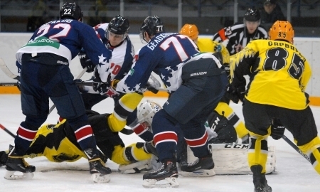 Фоторепортаж с матча ВХЛ «Саров» — «Сарыарка» 4:2