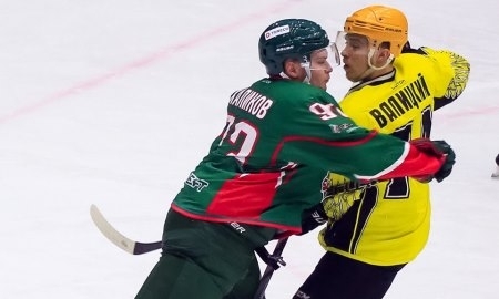 Фоторепортаж с матча ВХЛ «Барс» — «Сарыарка» 4:2