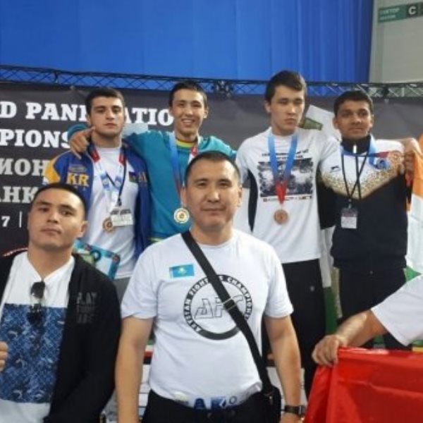 Спортсмен из Актау выиграл чемпионат мира по панкратиону