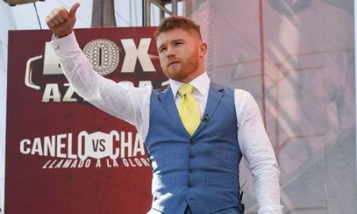 СМИ не верят, что реванш с Головкиным является приоритетным для Альвареса