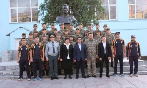 Чемпион мира встретился с воспитанниками школы «Жас улан»