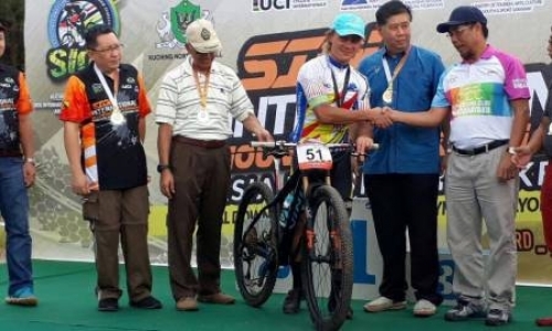 Казахстанец стал победителем Кубка Азии по маунтинбайку