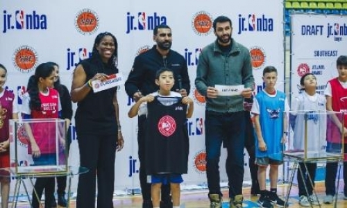 Баскетболисты NBA дали старт юниорской лиге в Казахстане