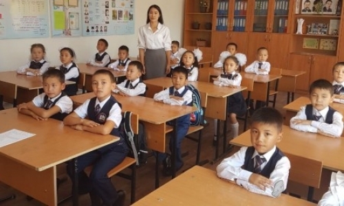 Казахстанская учительница начальных классов едет на чемпионат мира по ММА