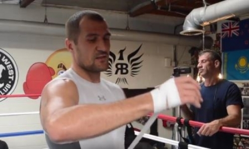 Ковалев вспомнил спарринг с Головкиным и сделал прогноз на его реванш с «Канело»