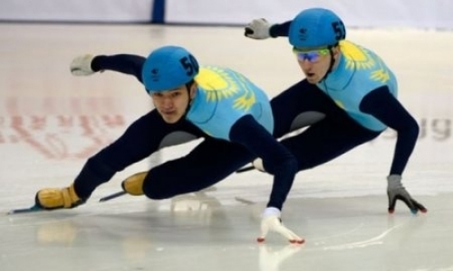 Ажгалиев вошел в тройку лидеров этапа Кубка мира по шорт-треку