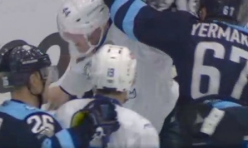 Видео драки Ермаков VS. Диц