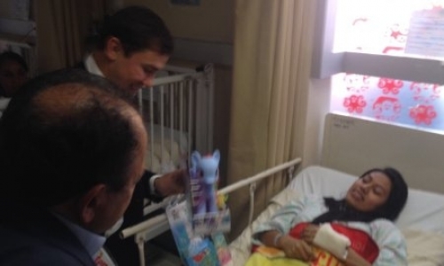 Головкин посетил больницу в Мехико