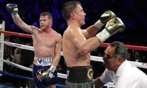 Президент IBO назвал фаворита реванша Головкин — Альварес