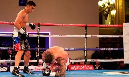 Силу удара российского боксера сравнили с Головкиным