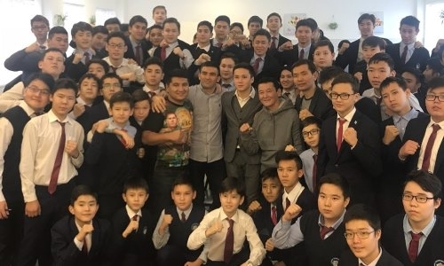 Моминов встретился с молодежью Астаны