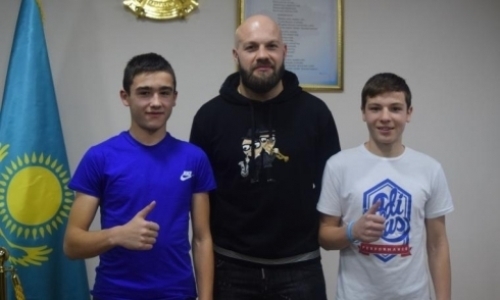 Василий Левит встретился с воспитанниками детского дома в Караганде