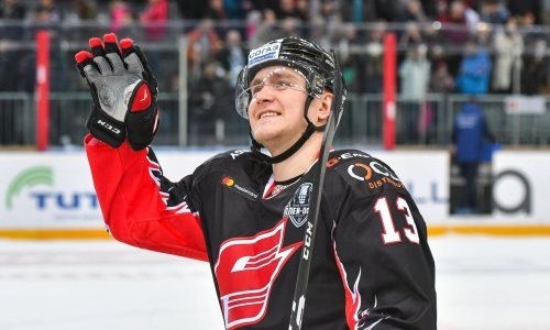 Тяжело травмированный в матче с «Барысом» хоккеист намерен вернуться на лед уже в этом сезоне