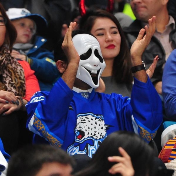 «Барыс» могут оштрафовать из-за поведения болельщиков