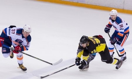 Фоторепортаж с матча ВХЛ «Сарыарка» — СКА-Нева 2:1 Б