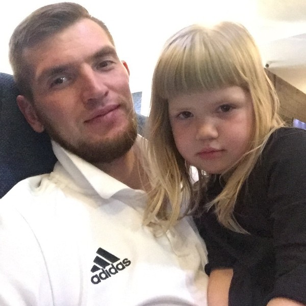 Ольга Толебаева: «Не может расти трава на газоне в +45 и −35. Казахстану лучше строить крытые стадионы»