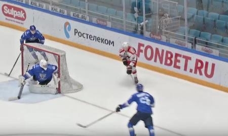 Видеообзор матча МХЛ «Снежные Барсы» — «Авто» 3:2