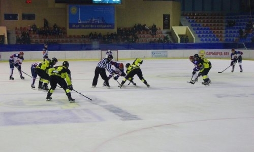 Фоторепортаж с матчей чемпионата РК «Темиртау» — «Арлан» 0:2, 1:3