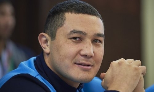 Дебютный бой Рысбека на профи-ринге отменен