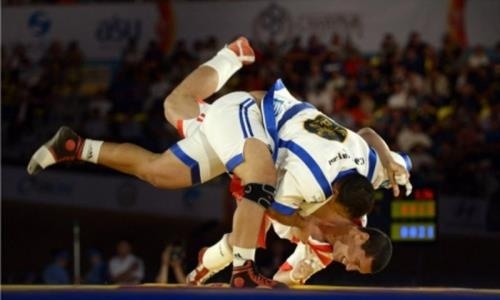 Бибарыс завоевал титул «Түйе палуан» в Туркестане