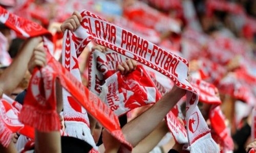 «Это был большой сюрприз и для нас, и для казахов». Реакция фанатов «Славии» на поражение от «Астаны»