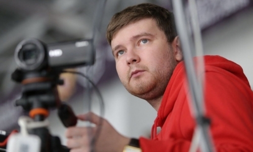 Михаил Ждахин: «Во время матча нахожусь на связи с главным тренером»