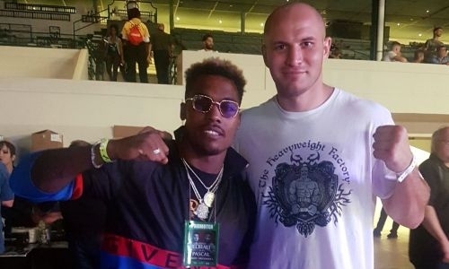 Иван Дычко: «Уверенно ощущать себя в профессионалах начну после того, как у меня станут появляться соперники более серьезного уровня»