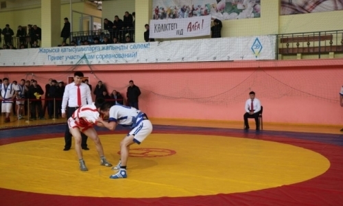 Соревнования по қазақ күресі в честь празднования Дня Независимости РК состоялись в Астане