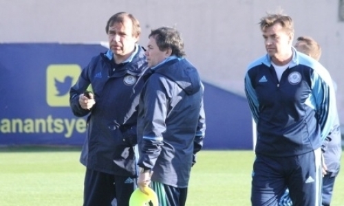 Автор французского футбольного сайта считает, что сборной Казахстана нужен компетентный тренер